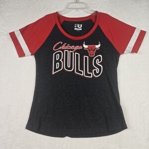 NBA Womens Chicago Bulls Gray Red White T Shirt Size Large Scoop Neck‎